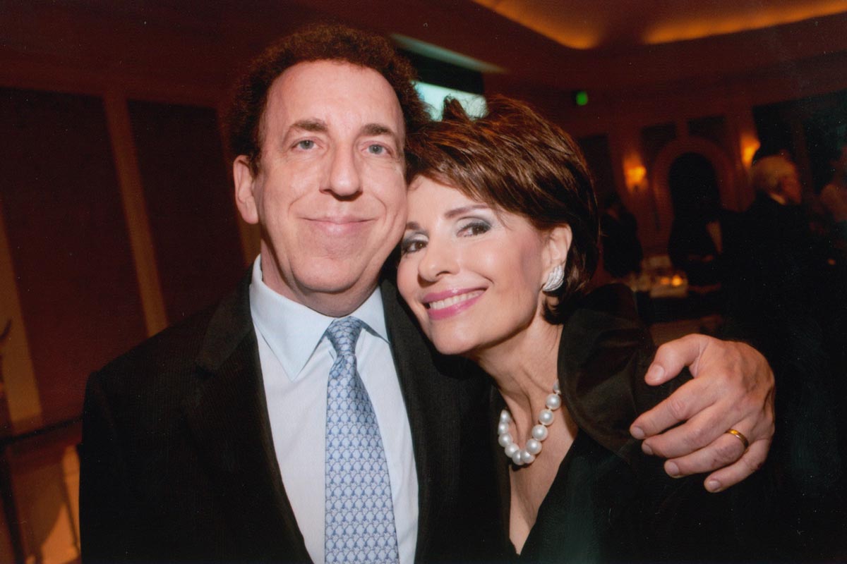 Dr. Gail Gross with Dr. Dean Ornish at the 2013 Jung Center Benefit Event